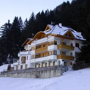 https://hotel-garni-pradella.ischgl-hotels.net